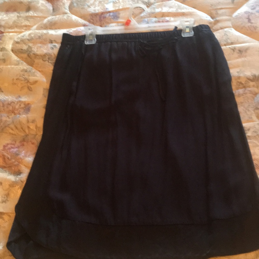 Dark Navy skirt size m loft